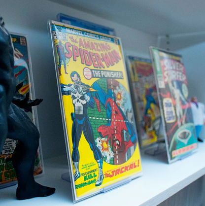 Comic Book Magnet Hanger - Secure Display
